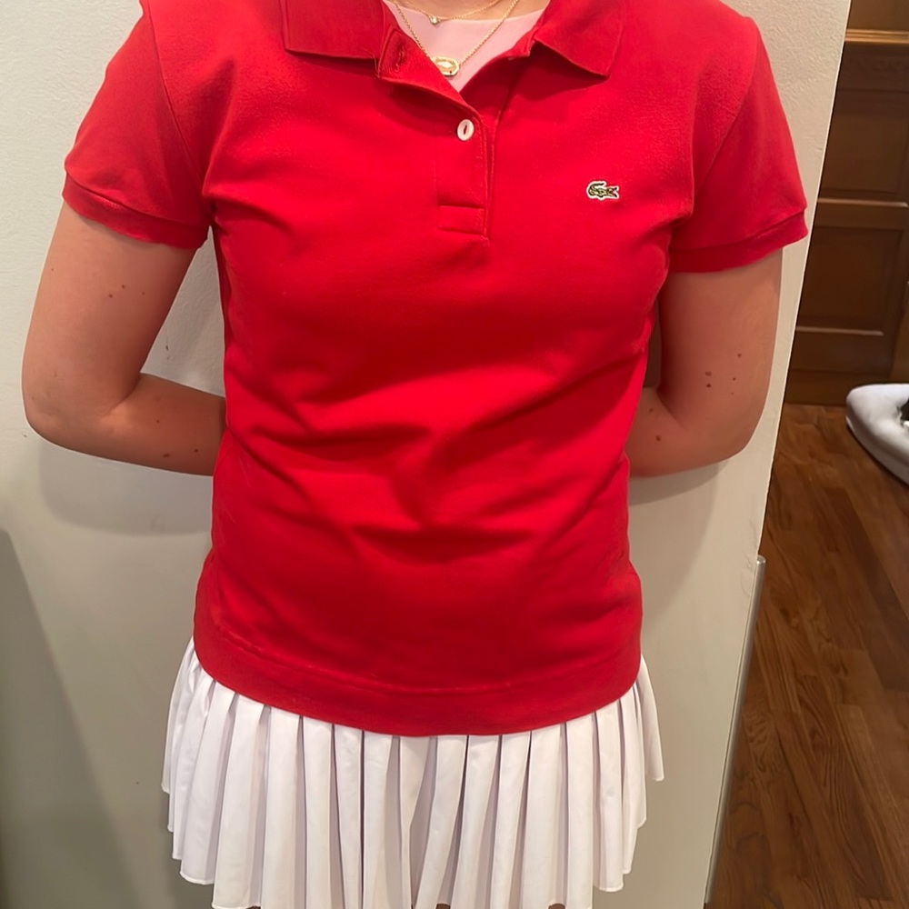 Red collared izod shirt in perfect condition❤️❤️❤️